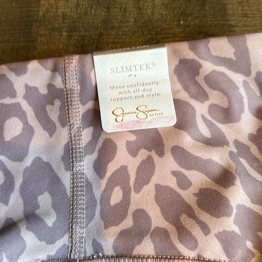 Jessica Simpson Slimtek Active Leggings. - Picture 2 of 6
